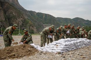 基维奥尔本场数据：1粒进球，4次对抗3次成功，评分7.5分